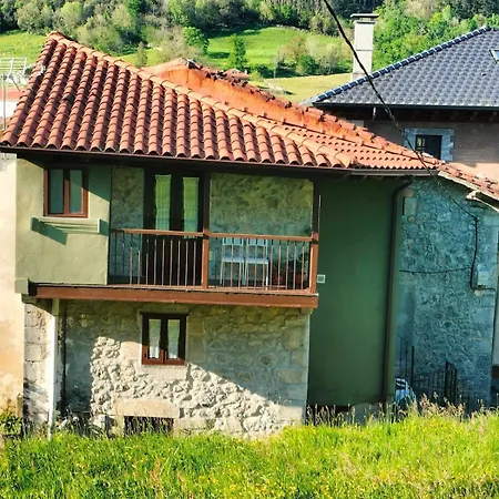 Prázdninový dům La Casuca De Remin *